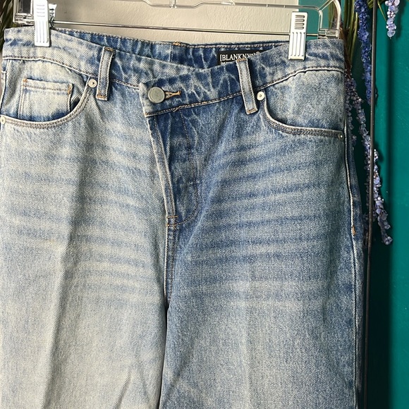 Blank NYC foldover 2 toned jeans - Picture 4 of 10